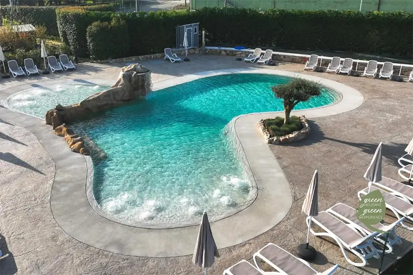 Agriturismo e Agricamping Le Nosare in Valeggio sul Mincio at Lake Garda