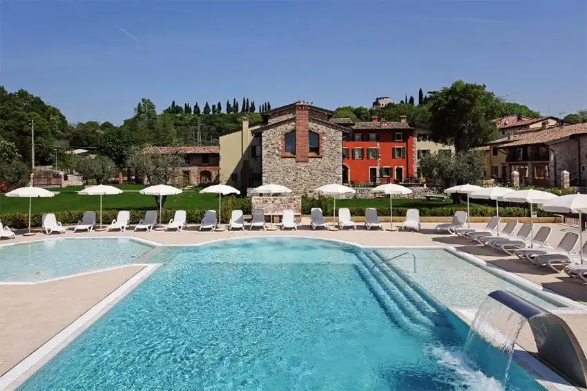 Borgo Mondragon günstige Residence