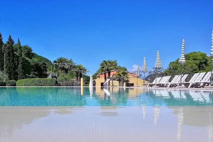 Residence Corte Camaldoli Garda